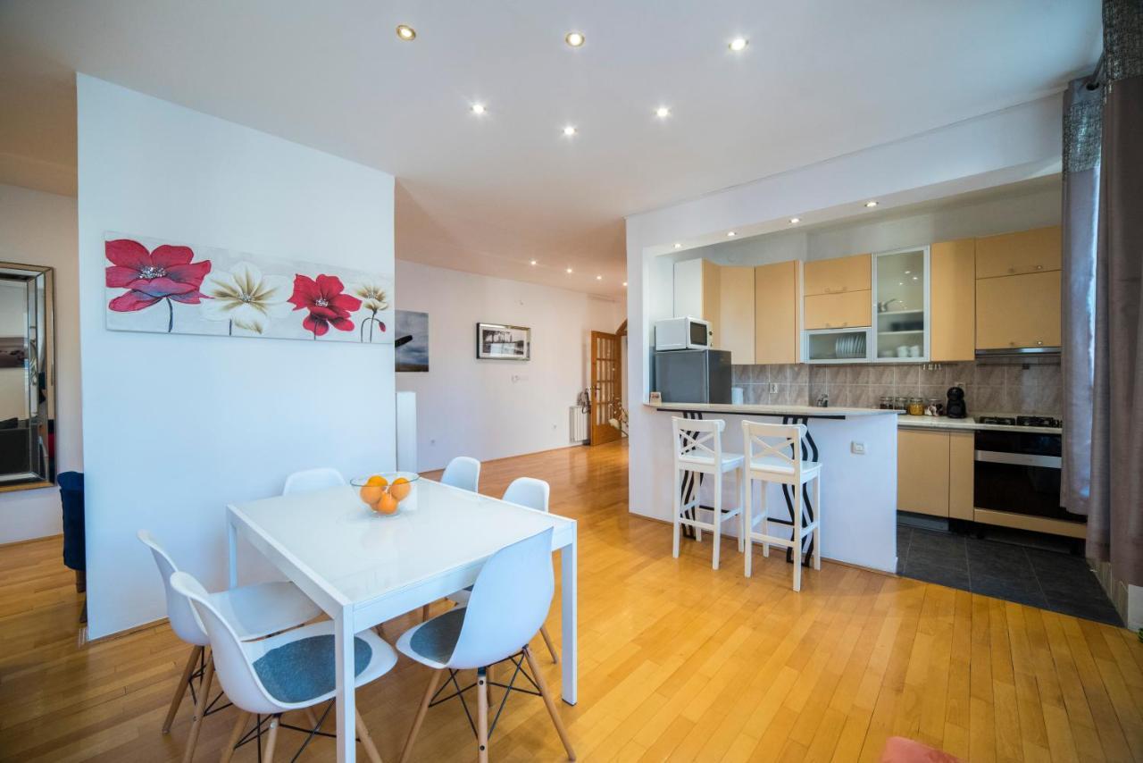 Octogon Apartment Zagreb Ngoại thất bức ảnh